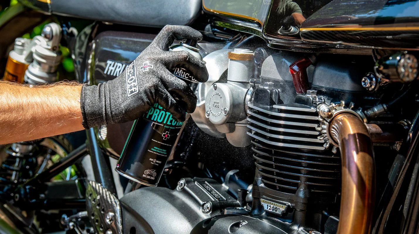 MOTORCYCLE CARE PACK MUC-OFF DUO KIT