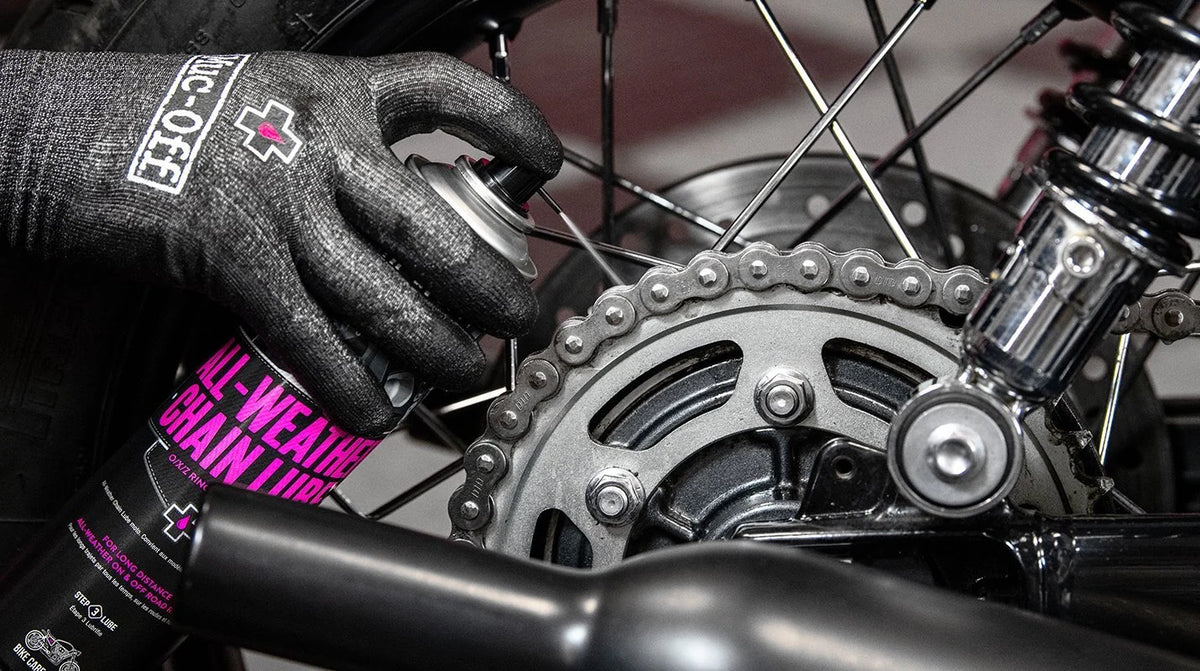 LUBRIFICANTE CATENA MOTO MUC-OFF ALL-WEATHER CHAIN LUBE 400ML