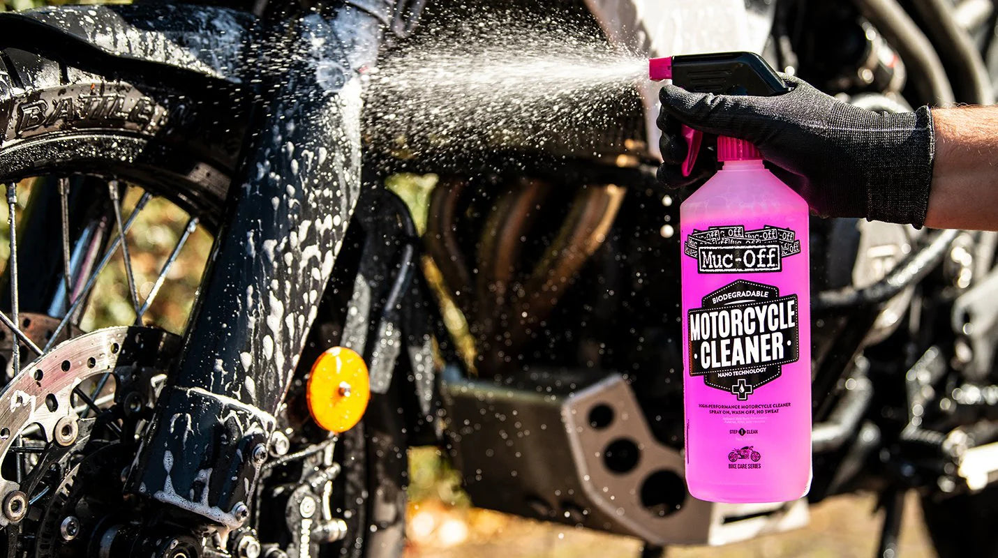 MOTORCYCLE CARE PACK MUC-OFF DUO KIT