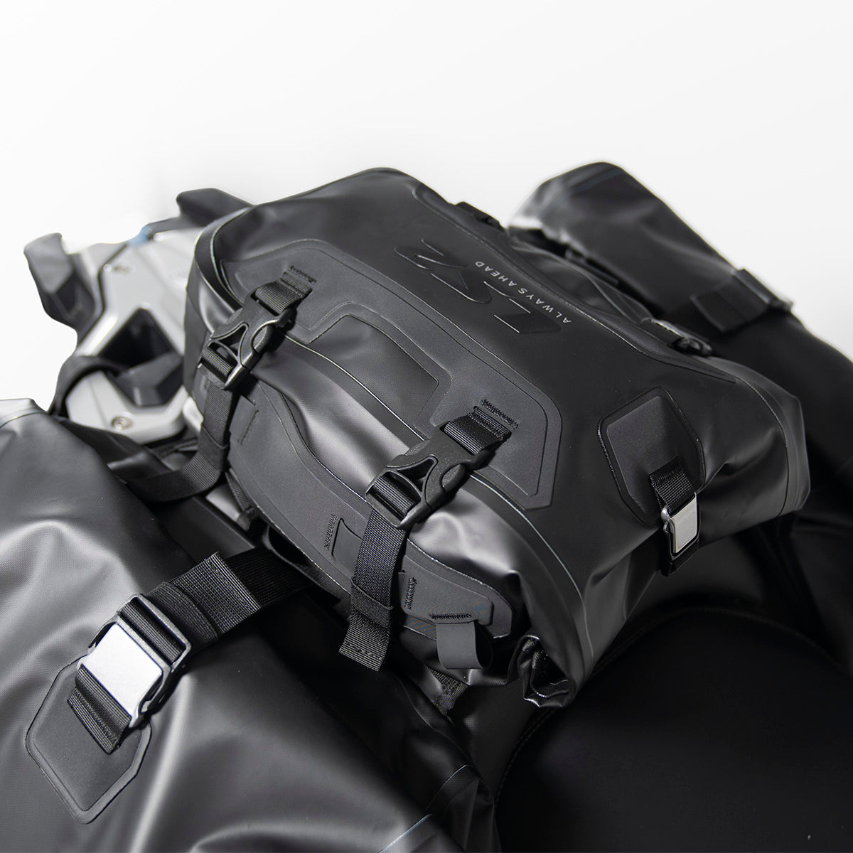 BORSA POSTERIORE LS2 MOVE AHEAD WP 10L